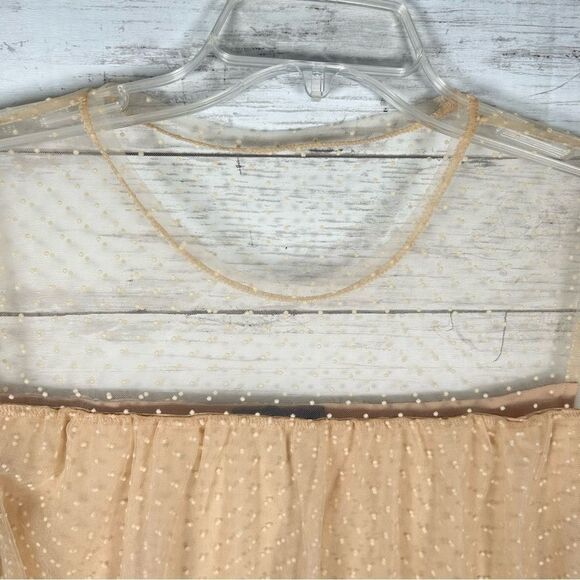 Banana Republic Women’s Beige Tiered Pindot Tulle Top Blouse Medium Petite MP - Picture 4 of 9